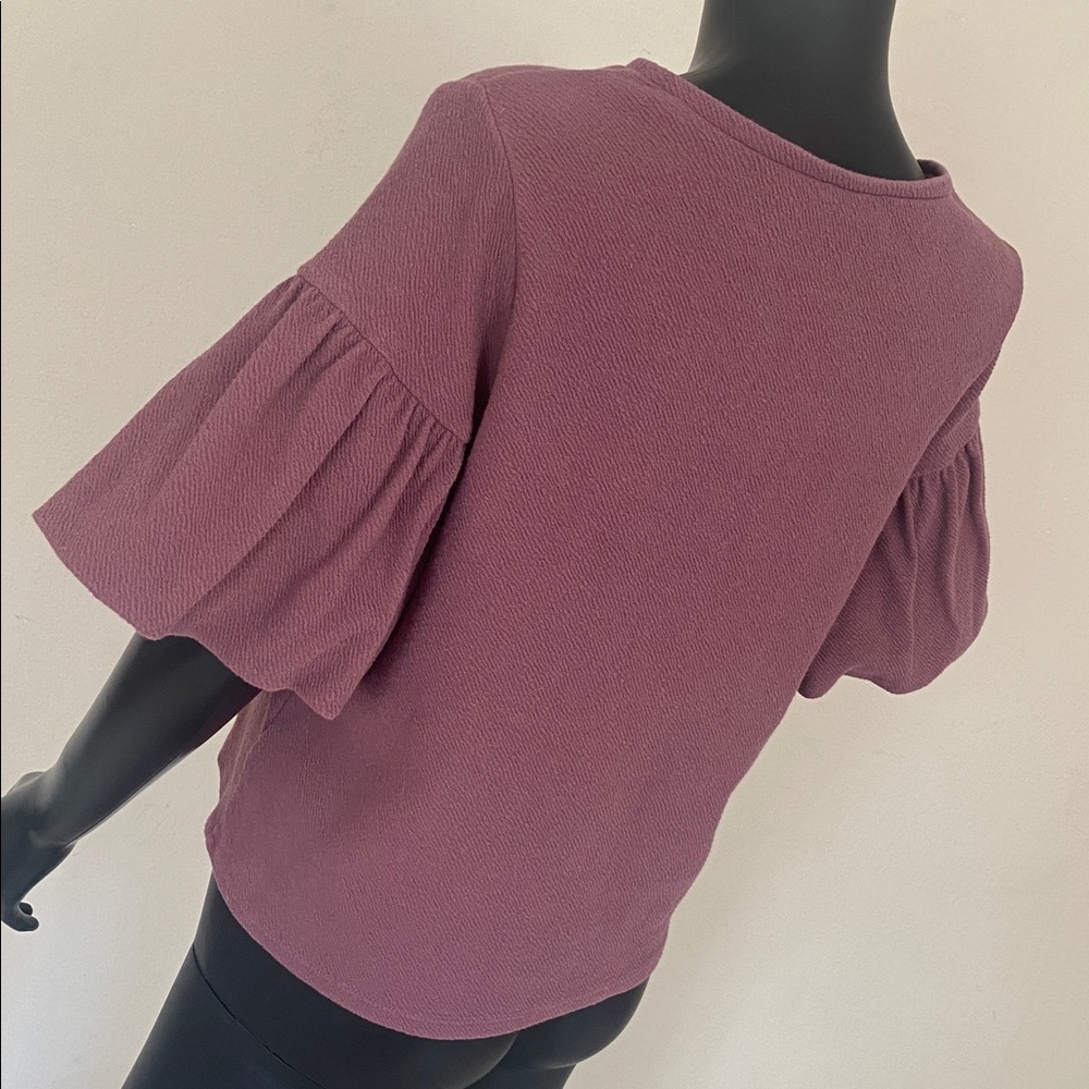 Express Plum Ruffle Sleeve Blouse - Picture 6 of 10
